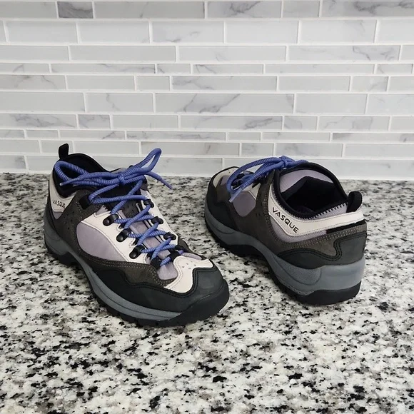 Women's Gray & Black Vasque Ankle Hiking Boots / Trail Running Shoes sz 8.5 - Picture 1 of 6